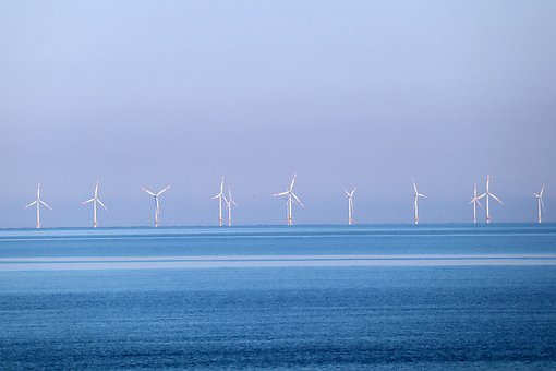 Éoliennes au large de Dunkerque : vent de fronde dans le Nord et chez les Belges