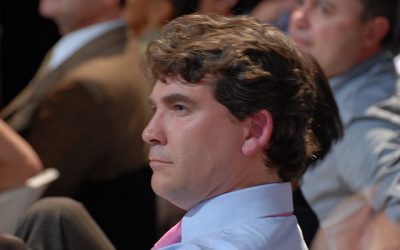 Montebourg dénonce la proximité du gouvernement français avec les milieux d&rsquo;affaires américains