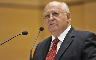 Gorbatchev dénonce « l’arrogance » de Washington après la fin de l&rsquo;URSS